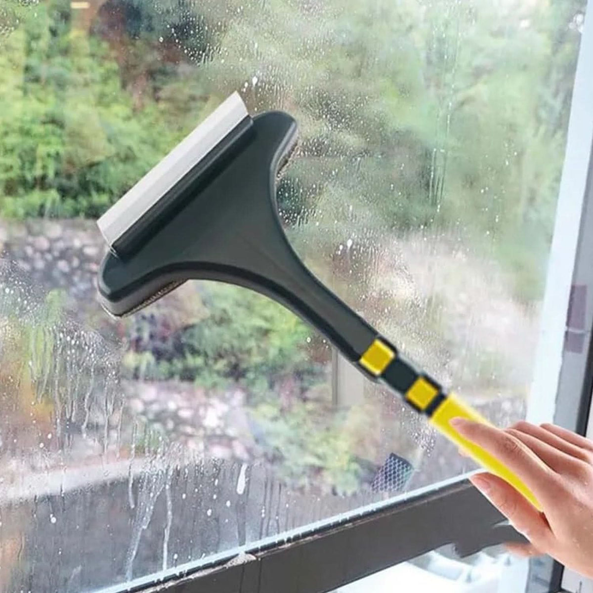 2-in-1 mesh screen cleaning brush with long handle